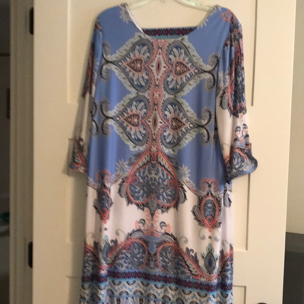 Beautiful Roz& Ali dress with fun details sz 16